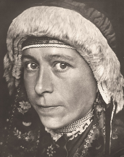 portrait-of-a-young-sami-woman-in-traditional-costume